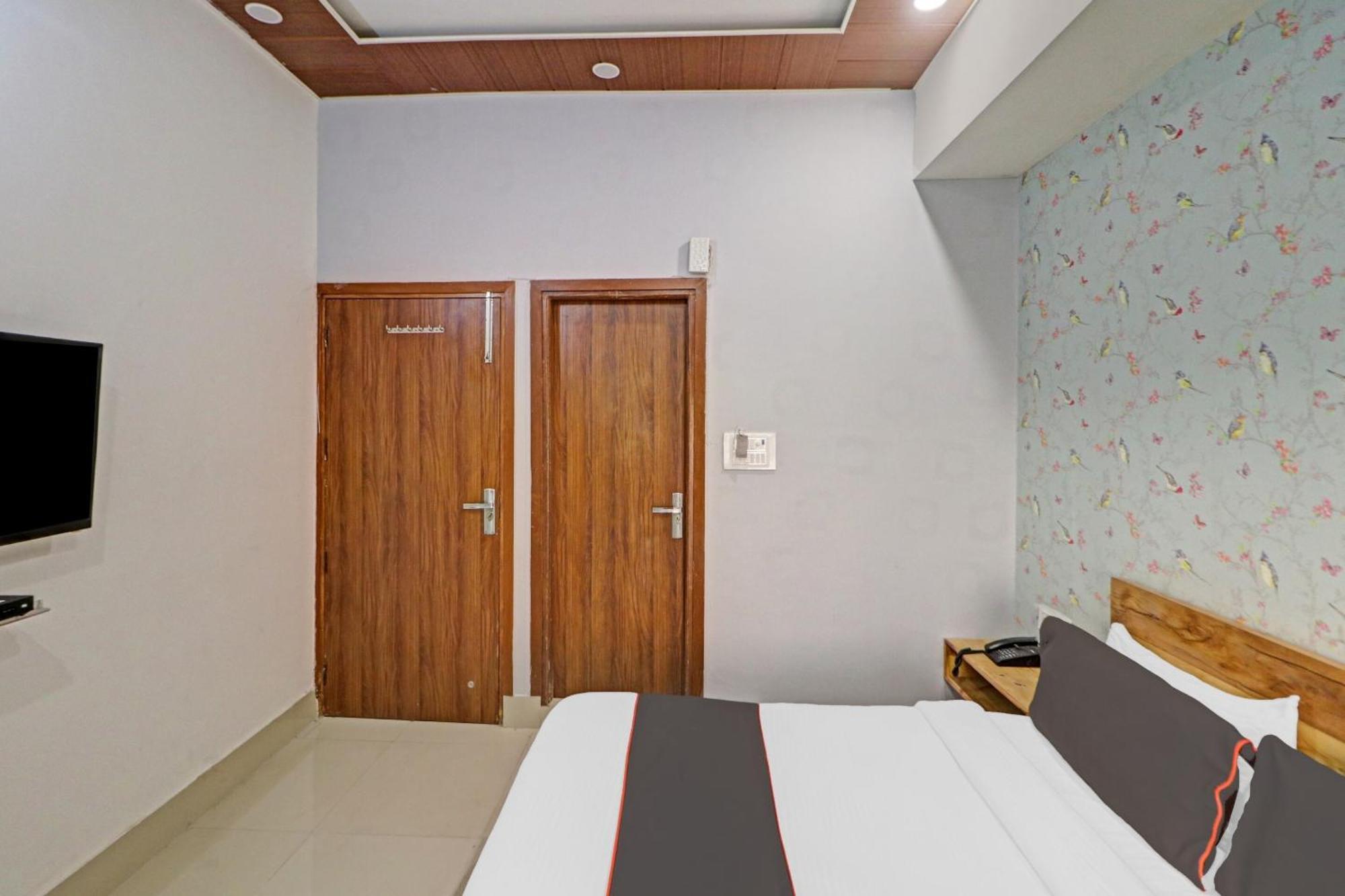 Hotel O Star Ki New Delhi Exterior photo